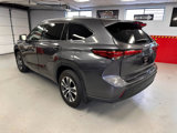 Used 2021 Toyota Highlander XLE image 5
