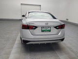 Used 2023 Nissan Altima 2.5 SV image 6