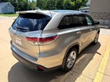 Used 2016 Toyota Highlander Limited image 3