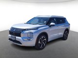Used 2025 Mitsubishi Outlander SEL image 2