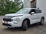 New 2025 Mitsubishi Outlander SE image 3