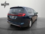 New 2025 Chrysler Pacifica Select image 3