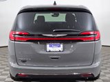 New 2025 Chrysler Pacifica Select image 4