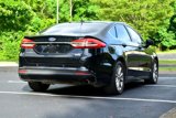 Used 2017 Ford Fusion SE w/ Fusion SE Technology Package image 6