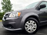 Used 2018 Dodge Grand Caravan SE w/ UConnect Hands-Free Group image 2