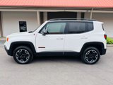 Used 2017 Jeep Renegade Trailhawk w/ Premium Trailhawk Package image 2