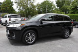 Used 2019 Toyota Highlander XLE image 2