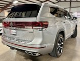 Used 2024 Volkswagen Atlas SEL Premium R-Line image 2