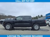 Used 2023 Nissan Frontier SV image 2