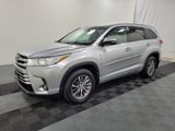 Used 2018 Toyota Highlander XLE image 2
