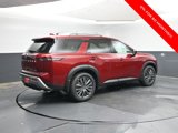 New 2025 Nissan Pathfinder SL image 5