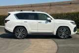 New 2025 Lexus LX 700h Luxury image 4