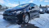 Used 2022 Chrysler Voyager LX image 5