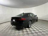 Used 2024 Jaguar XF R-Dynamic SE image 4