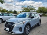 Used 2021 Nissan Kicks SR image 3