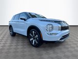 New 2025 Mitsubishi Outlander SE image 3