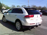 Used 2012 Lincoln MKX FWD image 5