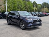 Used 2020 Toyota Highlander XLE image 3