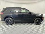 New 2025 Jeep Grand Cherokee Altitude image 2