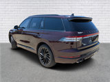 Used 2023 Lincoln Aviator Reserve w/ Equipment Group 201A image 3