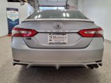 Used 2019 Toyota Camry SE image 3