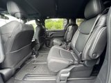 Used 2025 Toyota Sienna XLE Woodland Edition image 4