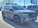 Certified 2025 Honda Pilot Black Edition image 3