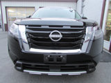 Used 2023 Nissan Pathfinder SL image 2