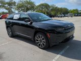 New 2025 Jeep Wagoneer Limited image 2
