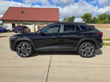 Used 2025 Chevrolet Trax RS w/ Sunroof Package image 3
