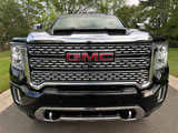 Used 2022 GMC Sierra 2500 Denali w/ Denali Black Diamond Edition image 2