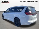 New 2024 Chrysler Pacifica Touring-L w/ Uconnect Theater Family Group image 3