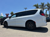 Used 2023 Chrysler Pacifica Limited w/ S Appearance Package image 3
