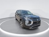 New 2025 Mitsubishi Outlander SE image 2