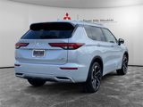 New 2025 Mitsubishi Outlander SEL image 4