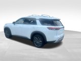 New 2025 Nissan Pathfinder SL w/ SL Premium Package image 4