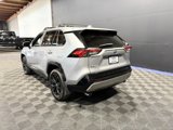 Used 2022 Toyota RAV4 SE image 3