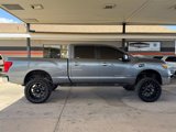 Used 2017 Nissan Titan SV image 4