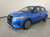 Used 2024 Nissan Kicks SV image 2