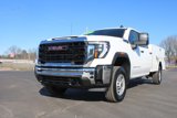 Used 2024 GMC Sierra 2500 Pro w/ Convenience Package image 2