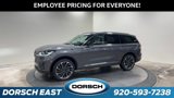 New 2025 Lincoln Aviator Reserve w/ Luxury Package image 2