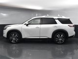 New 2025 Nissan Pathfinder Platinum image 4
