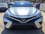 Used 2018 Toyota Camry SE image 2