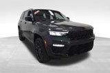 New 2025 Jeep Grand Cherokee Summit image 4