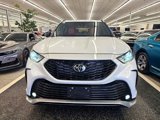 Used 2023 Toyota Highlander Limited image 3