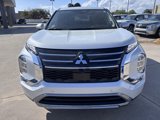 New 2025 Mitsubishi Outlander SE image 2