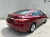 Used 2015 Toyota Camry LE image 3