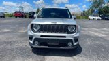 Used 2021 Jeep Renegade Latitude image 4