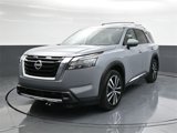 New 2025 Nissan Pathfinder Platinum image 2