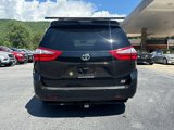 Used 2017 Toyota Sienna XLE Premium image 5
